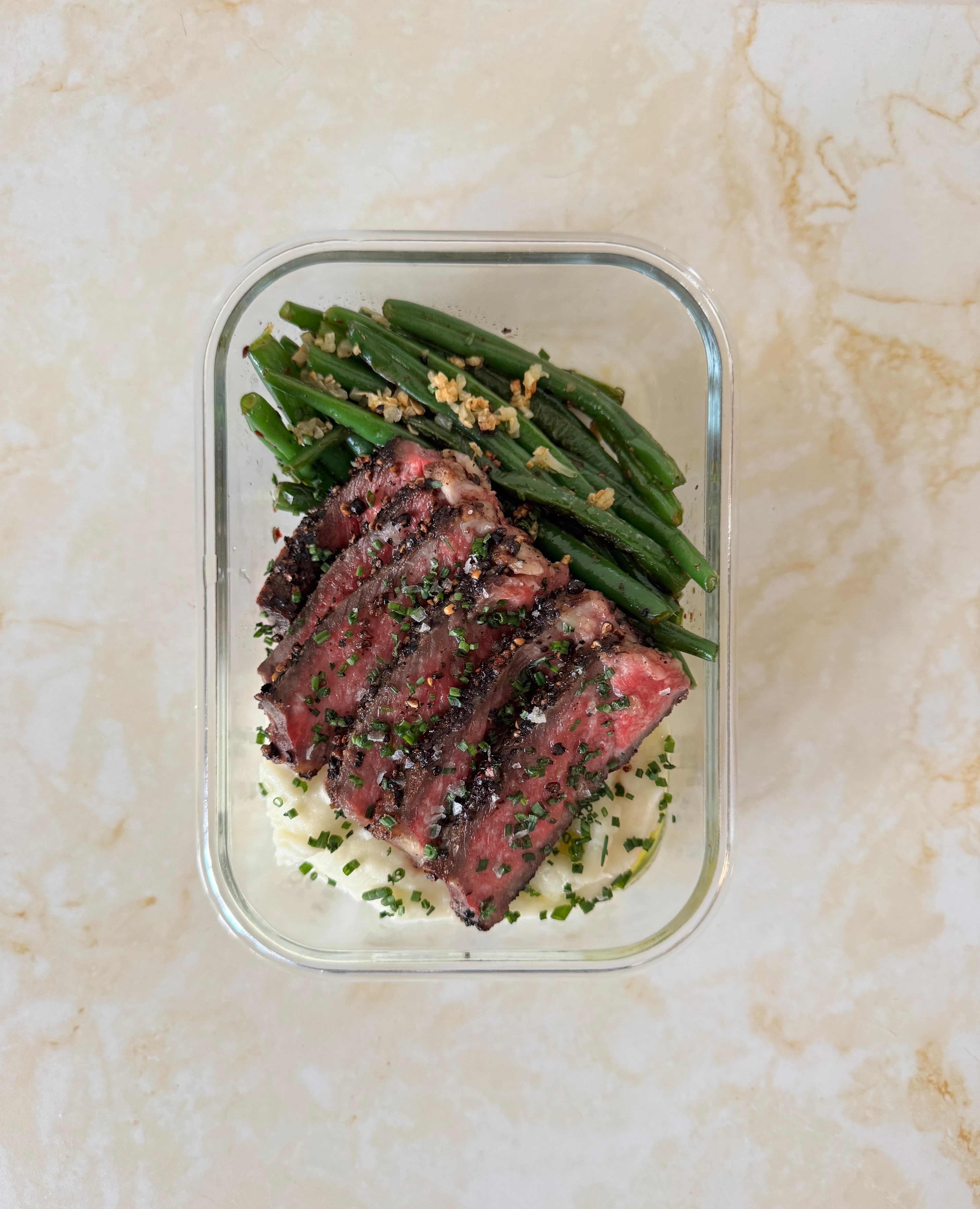 Seared hanger steak with whipped potatoes and garlic green beans